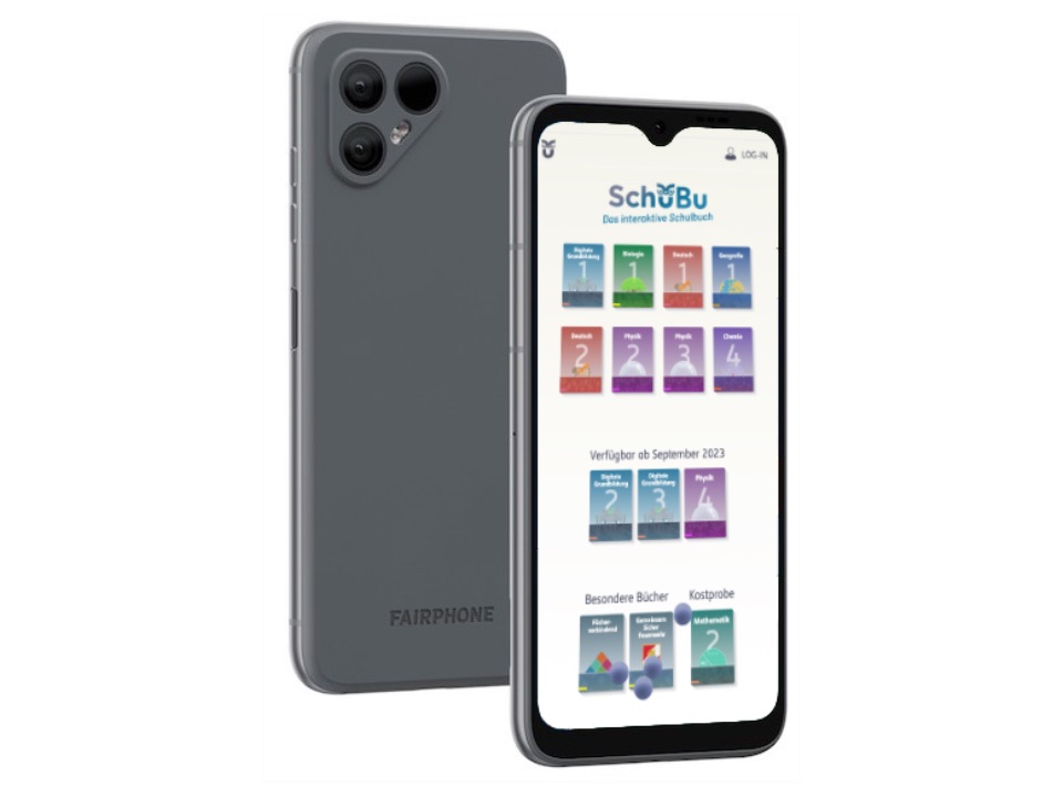 Ein Smartphone mit der SchuBu Startseite auf dem Bildschirm.